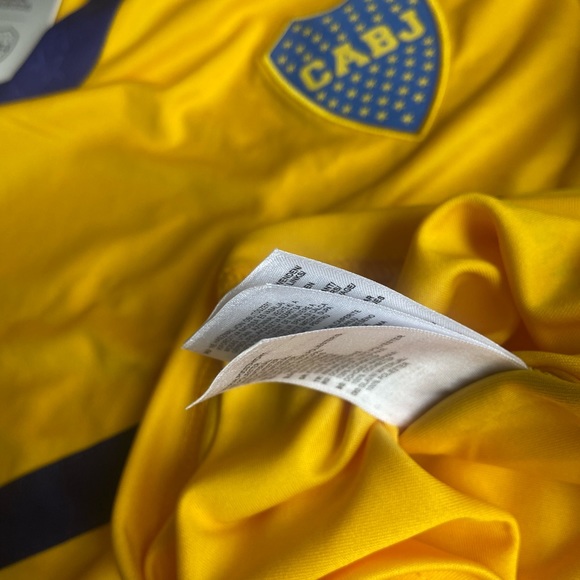 Boca Juniors Yellow Jersey - Picture 10 of 11